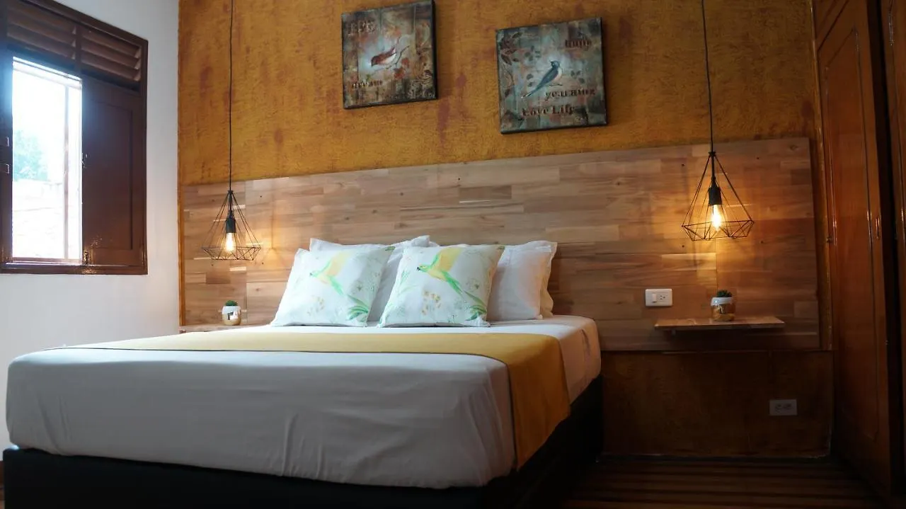 El Jardin De La 10 Hotel Medellin 2*,  Colombia