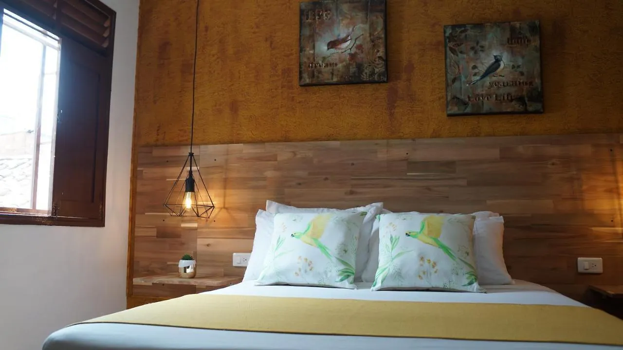 ** Guest house El Jardin De La 10 Hotel Medellin Colombia