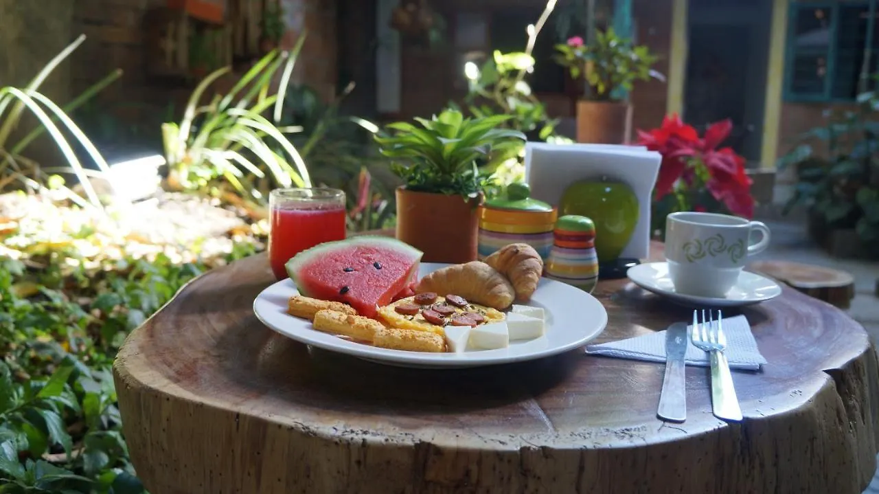 El Jardin De La 10 Hotel Medellin Guest house