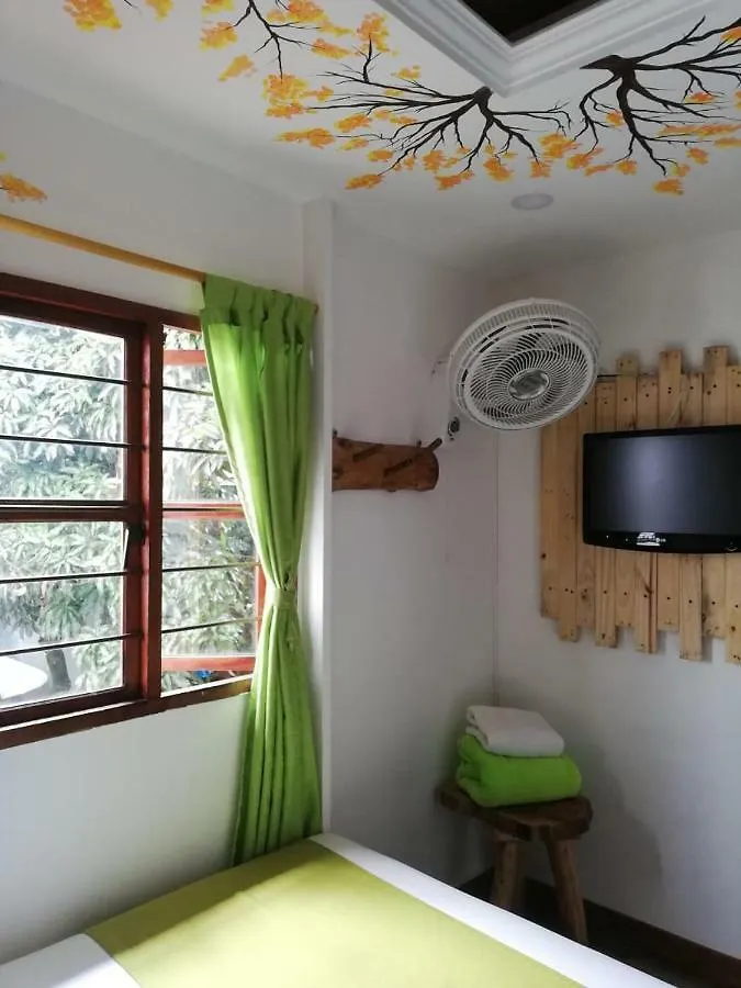 ** Guest house El Jardin De La 10 Hotel Medellin Colombia