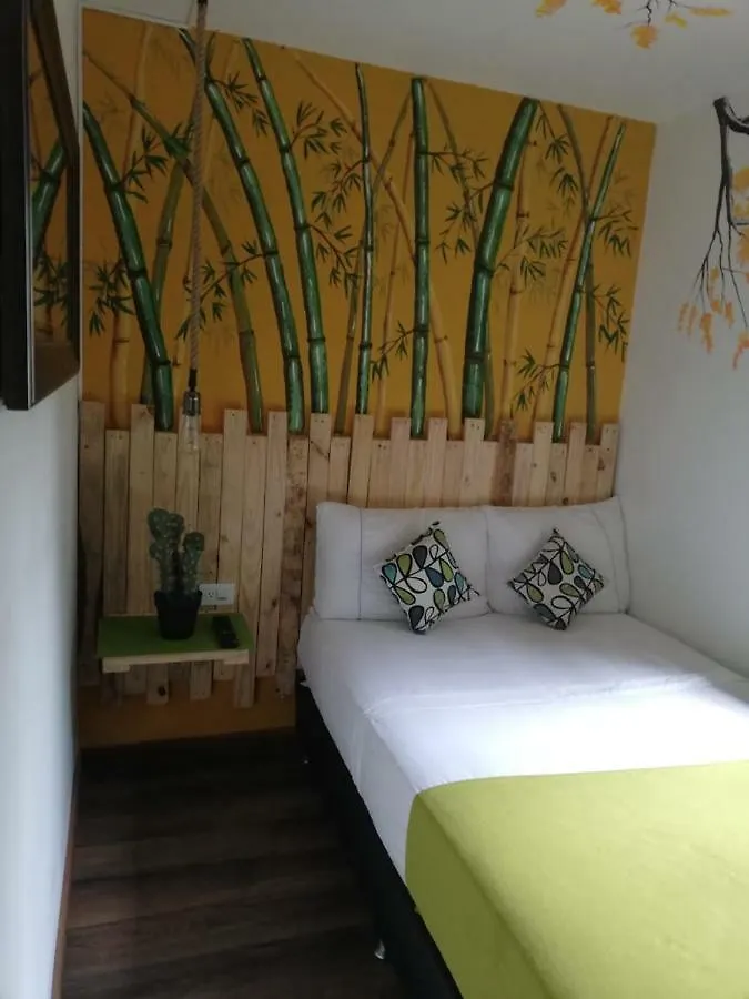 El Jardin De La 10 Hotel Medellin 2*,